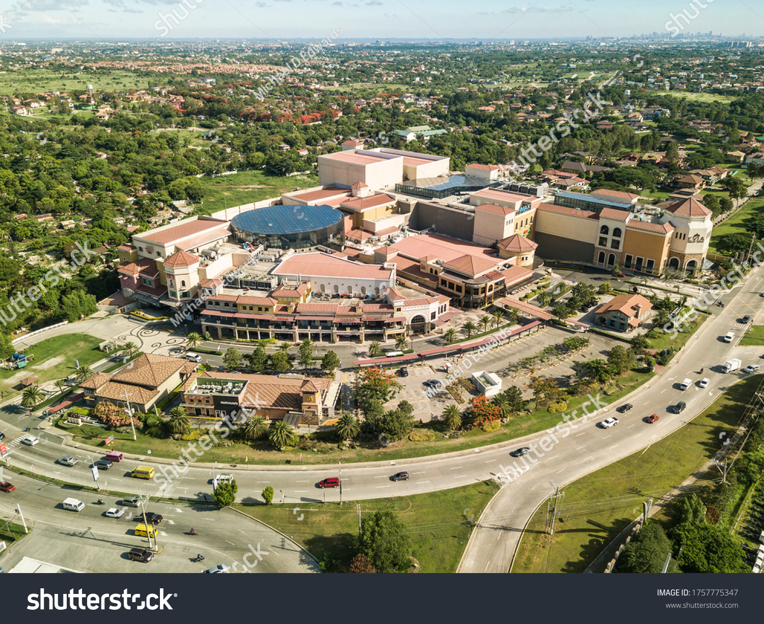 Evia Lifestyle Center cover photo