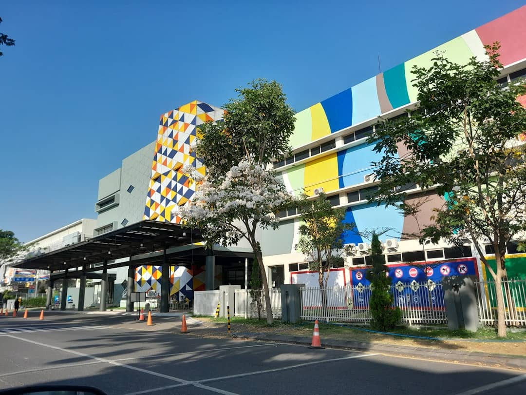 Flamboyant Shopping cover photo