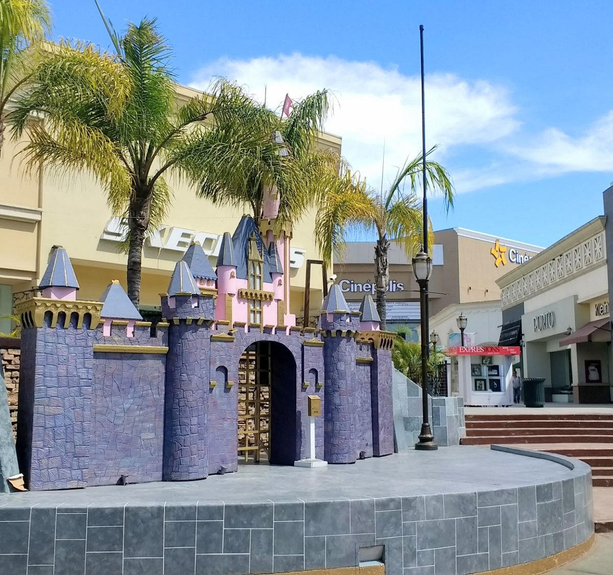 Plaza Carrousel cover photo