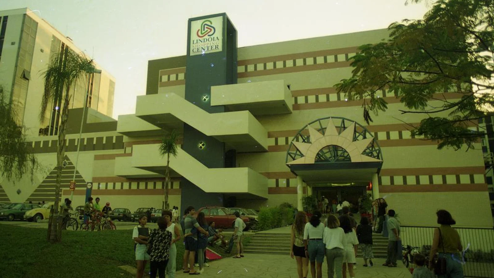 Lindóia Shopping cover photo
