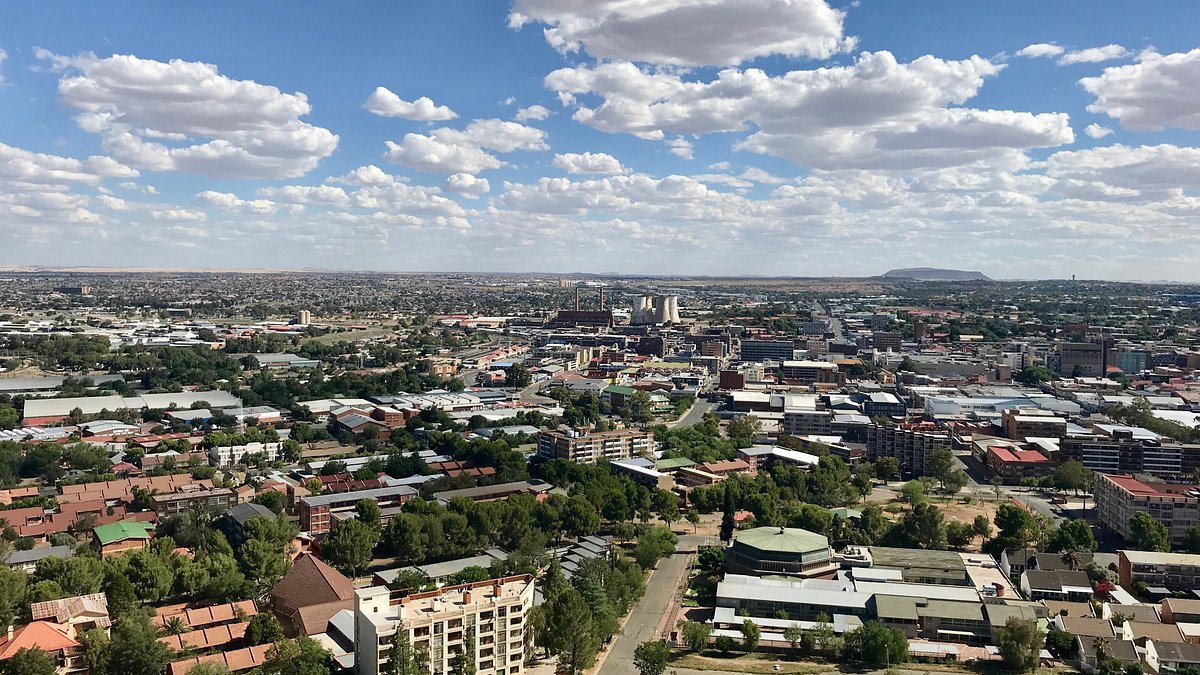 Naval Hill Shopping Centre cover photo