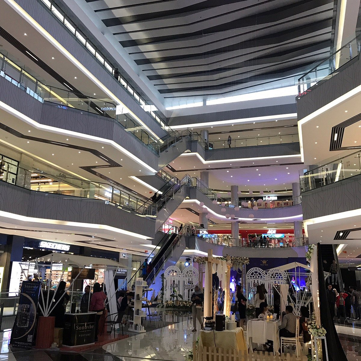 Nagoya Hill Premium Outlet cover photo