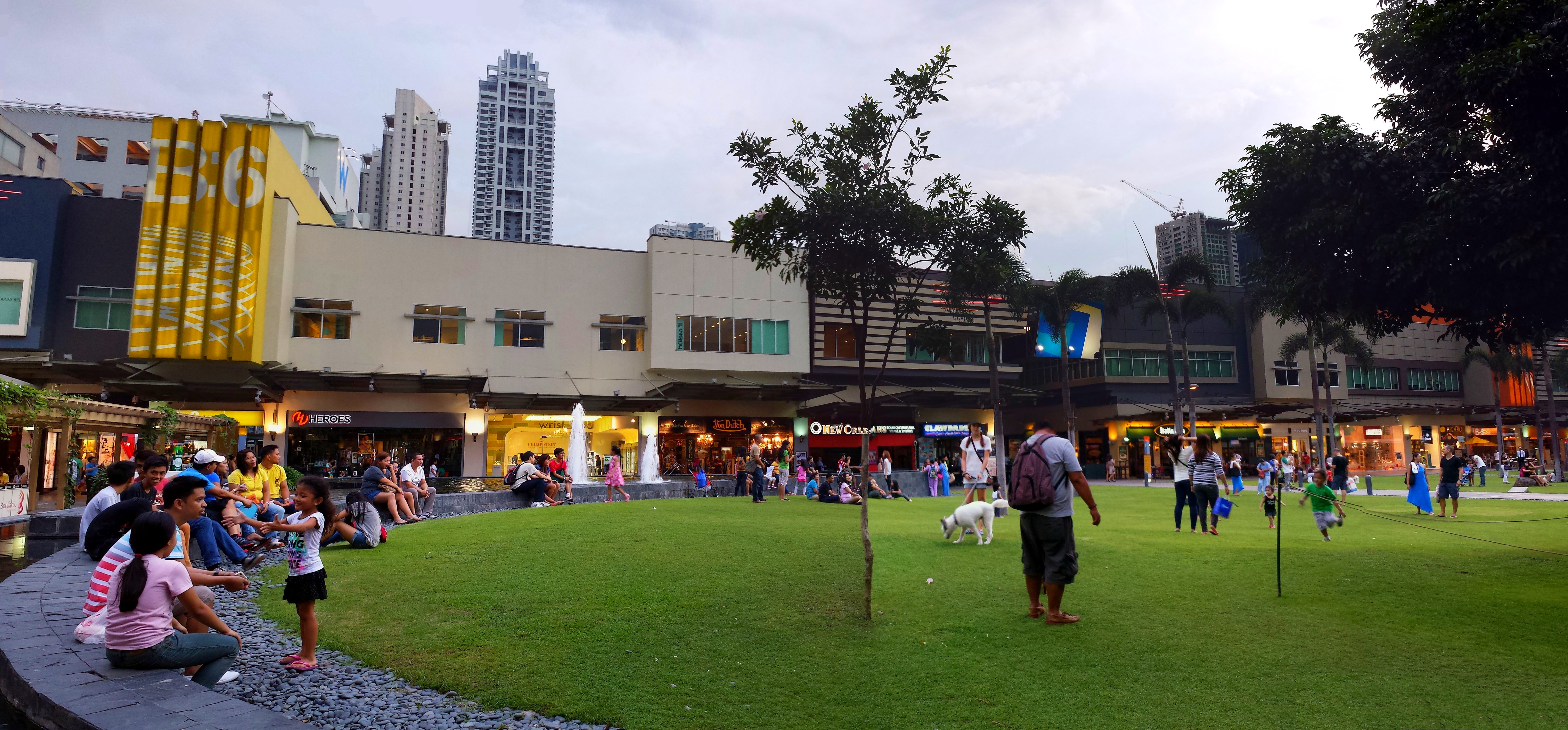 Bonifacio High Street cover photo