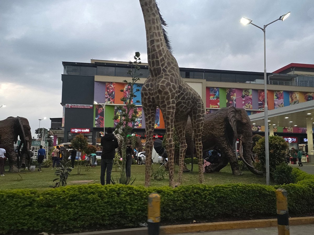Imaara Mall cover photo