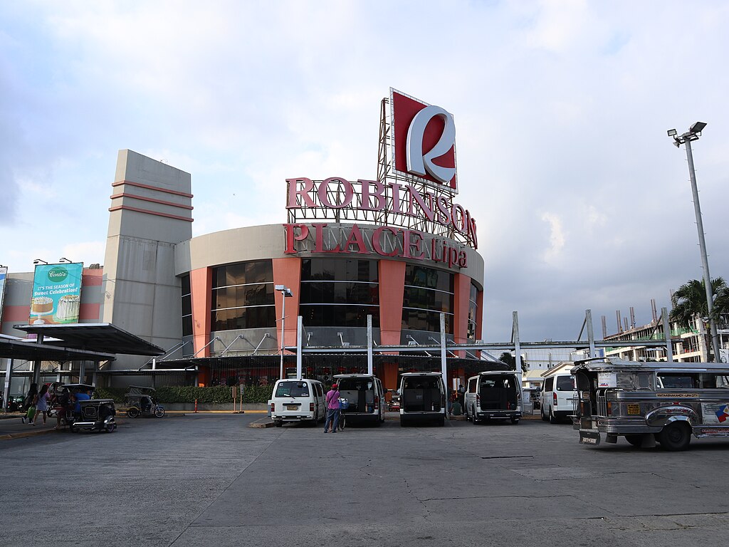 Robinsons Lipa cover photo