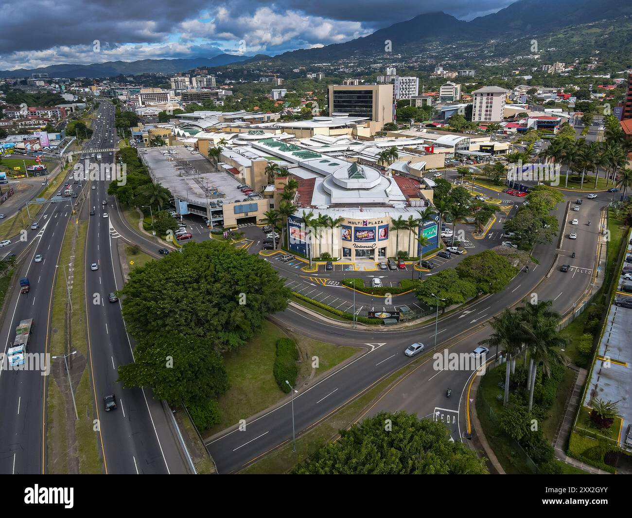 Multiplaza Escazú cover photo