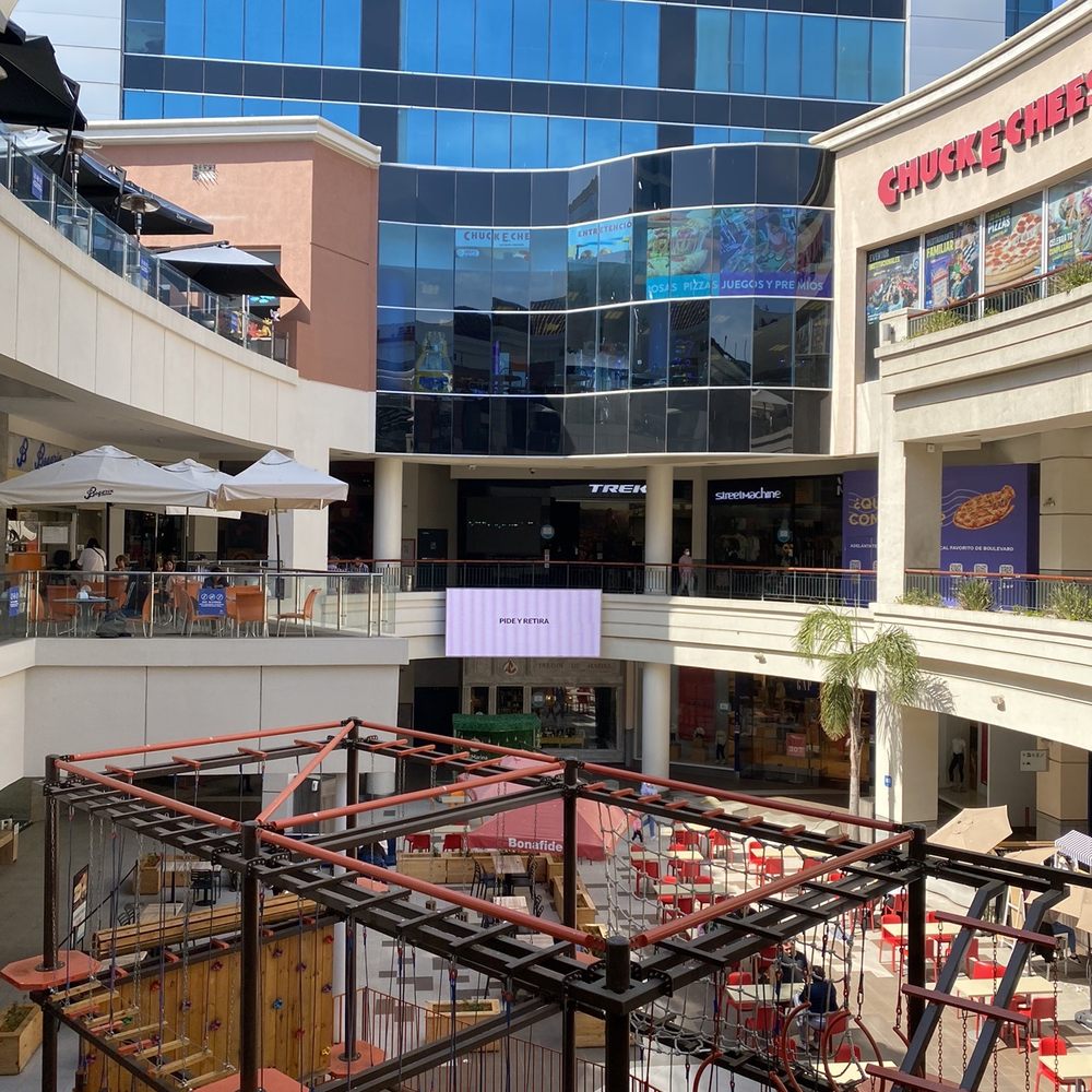 Centro Comercial Los Carrera cover photo