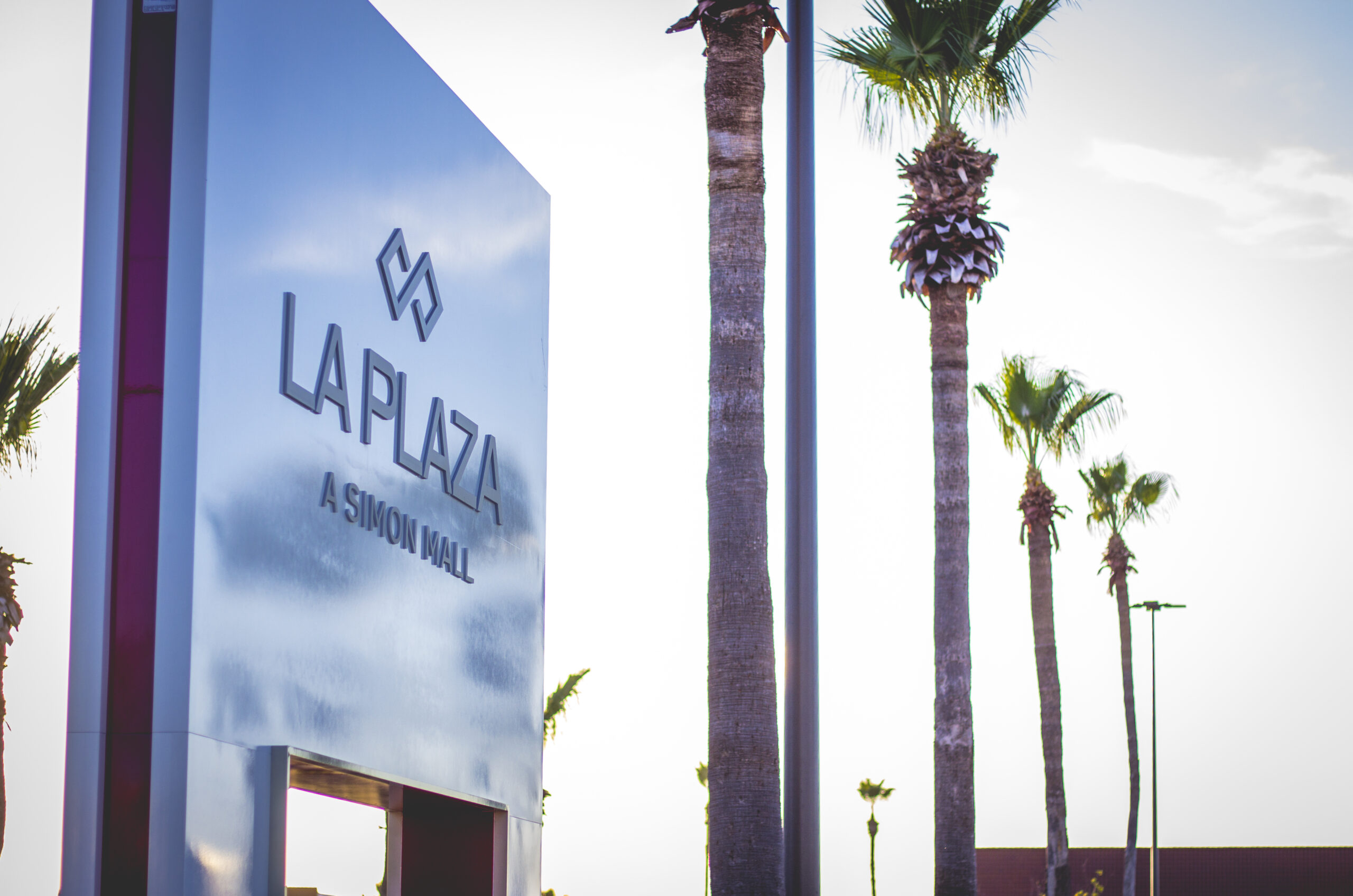 La Plaza Mall cover photo