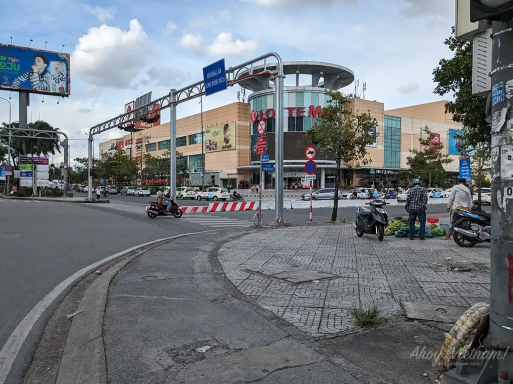 Lotte Mart Saigon Centre cover photo