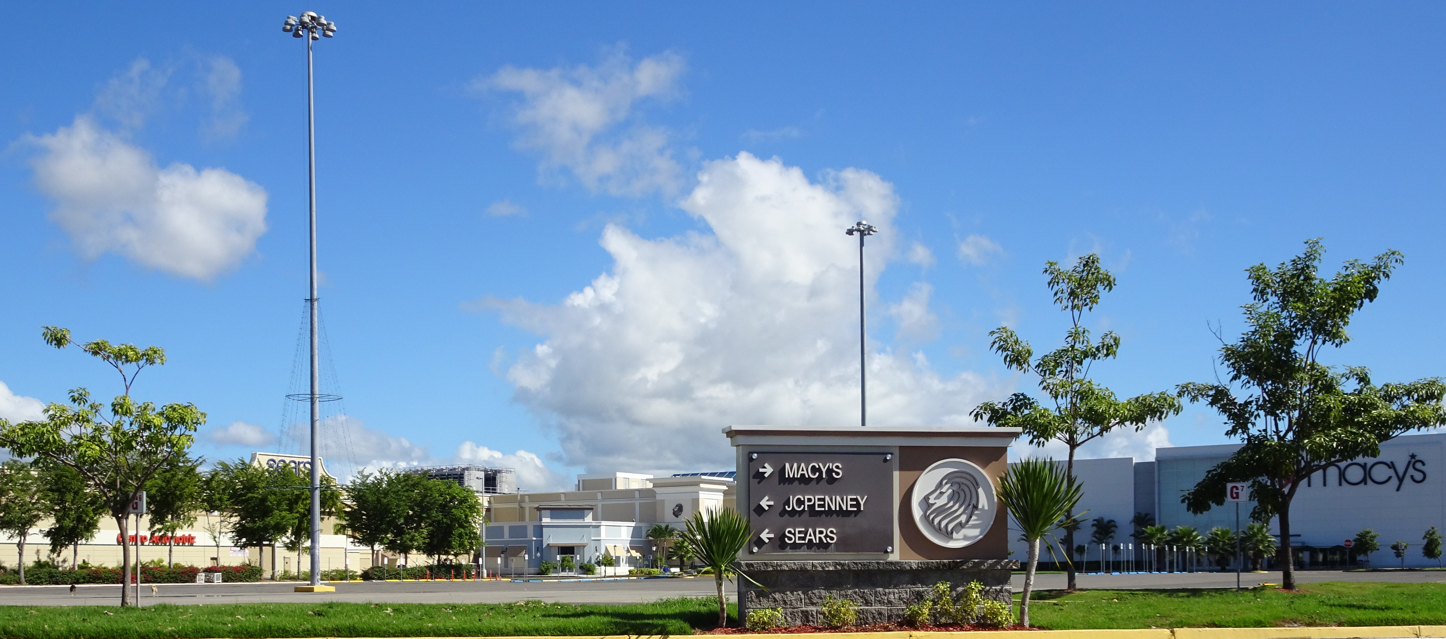 Plaza Del Caribe cover photo