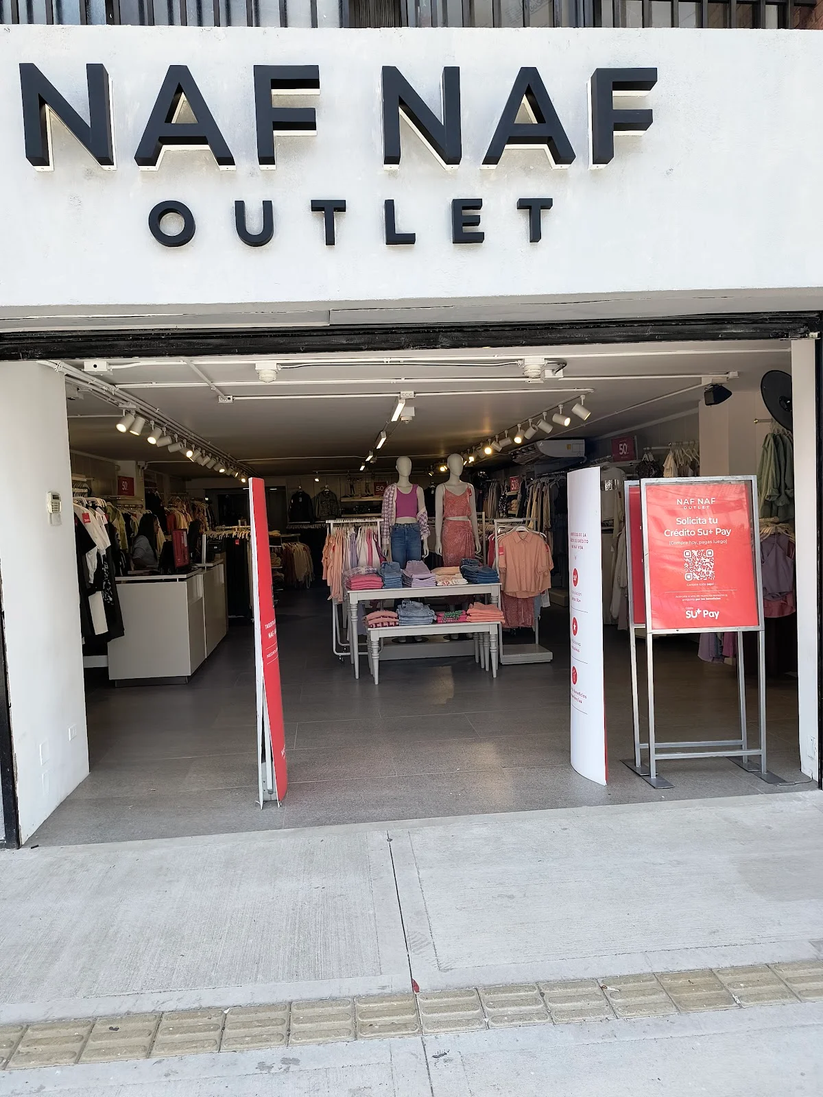 Mall Guayabal Outlets cover photo