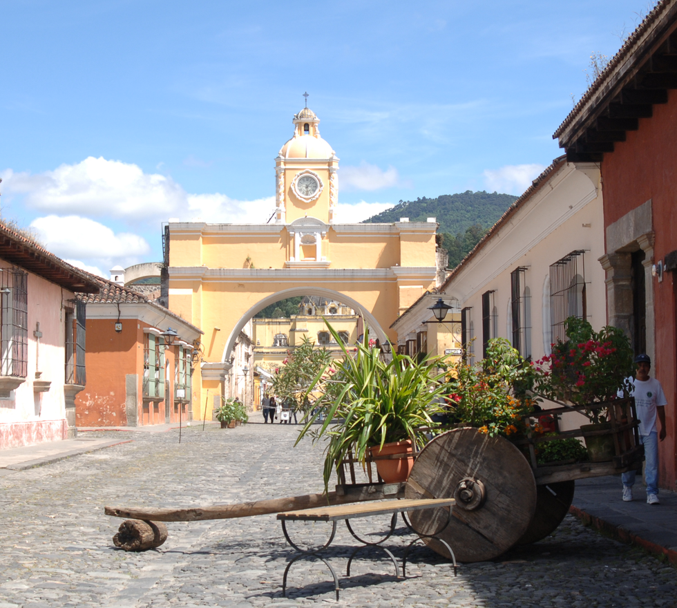 Centro Comercial Antigua cover photo