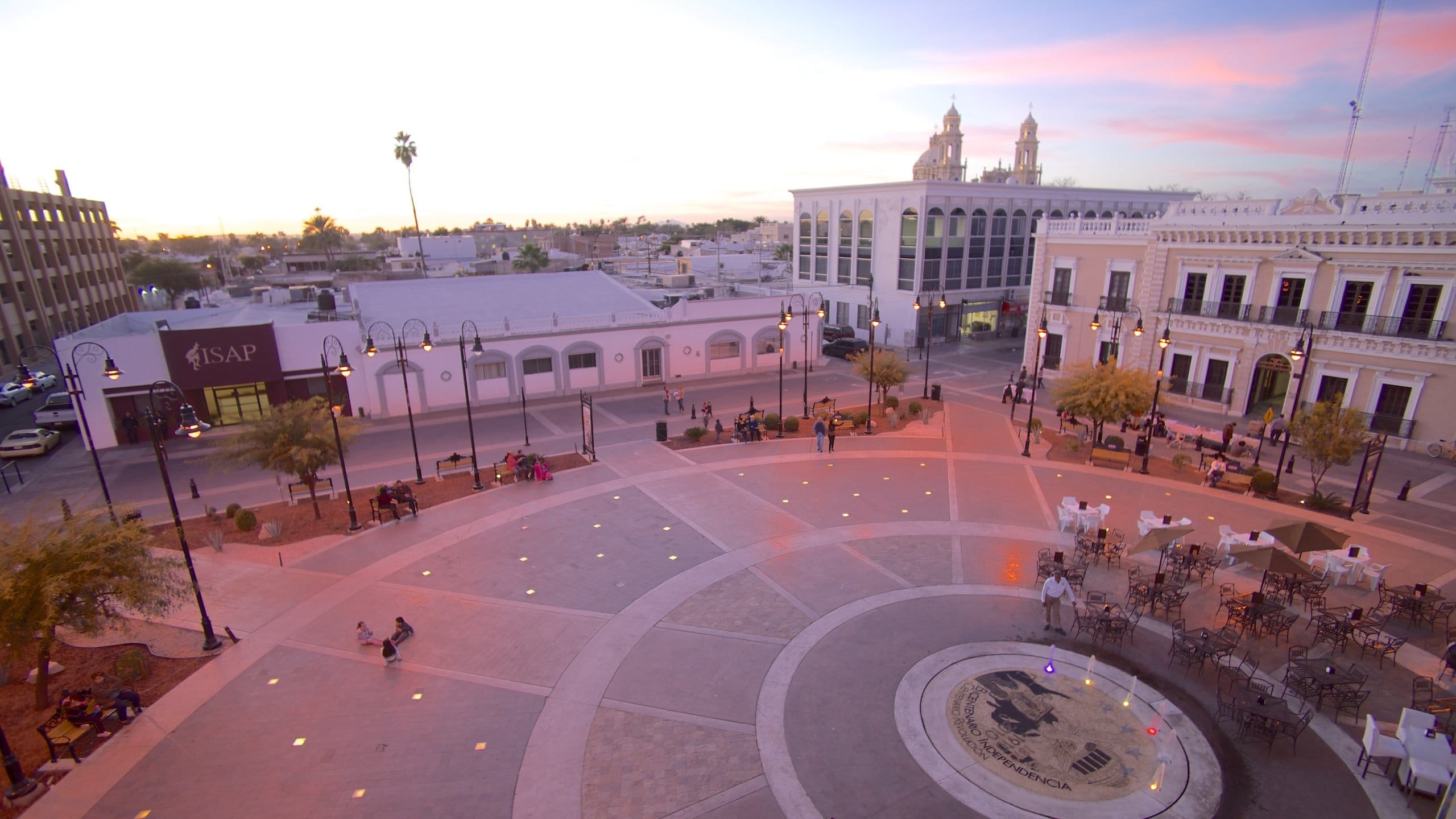 Plaza Fiesta Fresnos cover photo