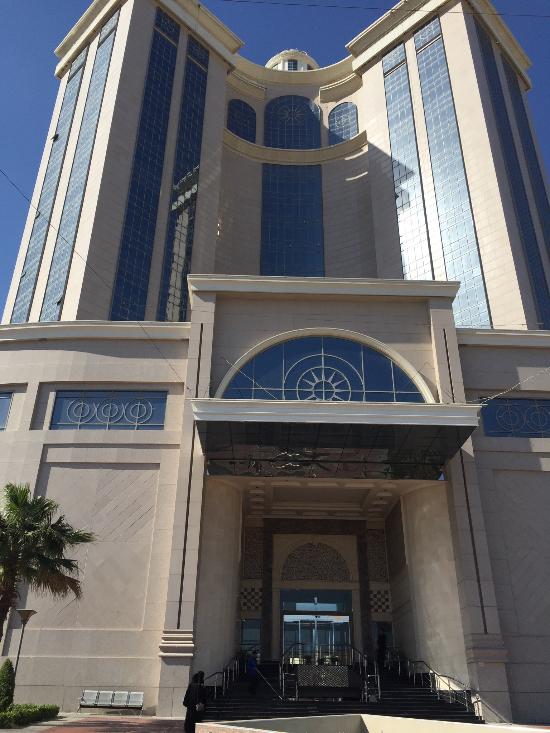 Al Bairaq Mall cover photo