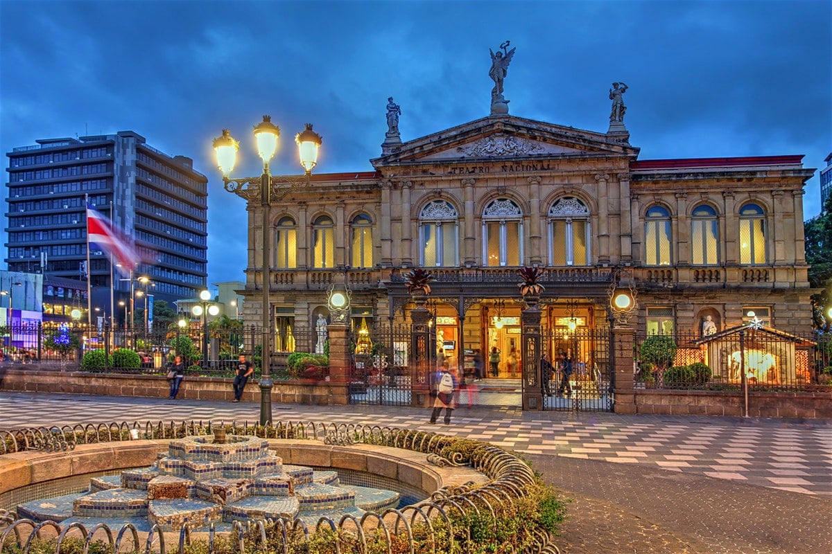 Plaza Del Bosque cover photo