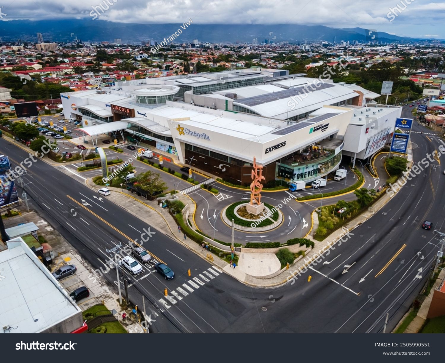 Lincoln Plaza (Moravia Mall) cover photo