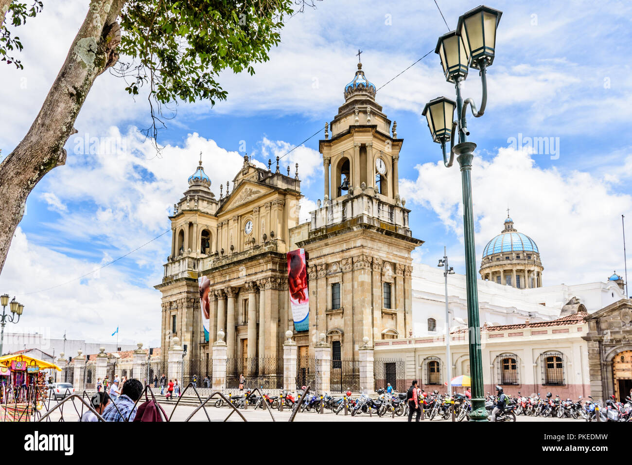 Plaza Ciudad Vieja cover photo