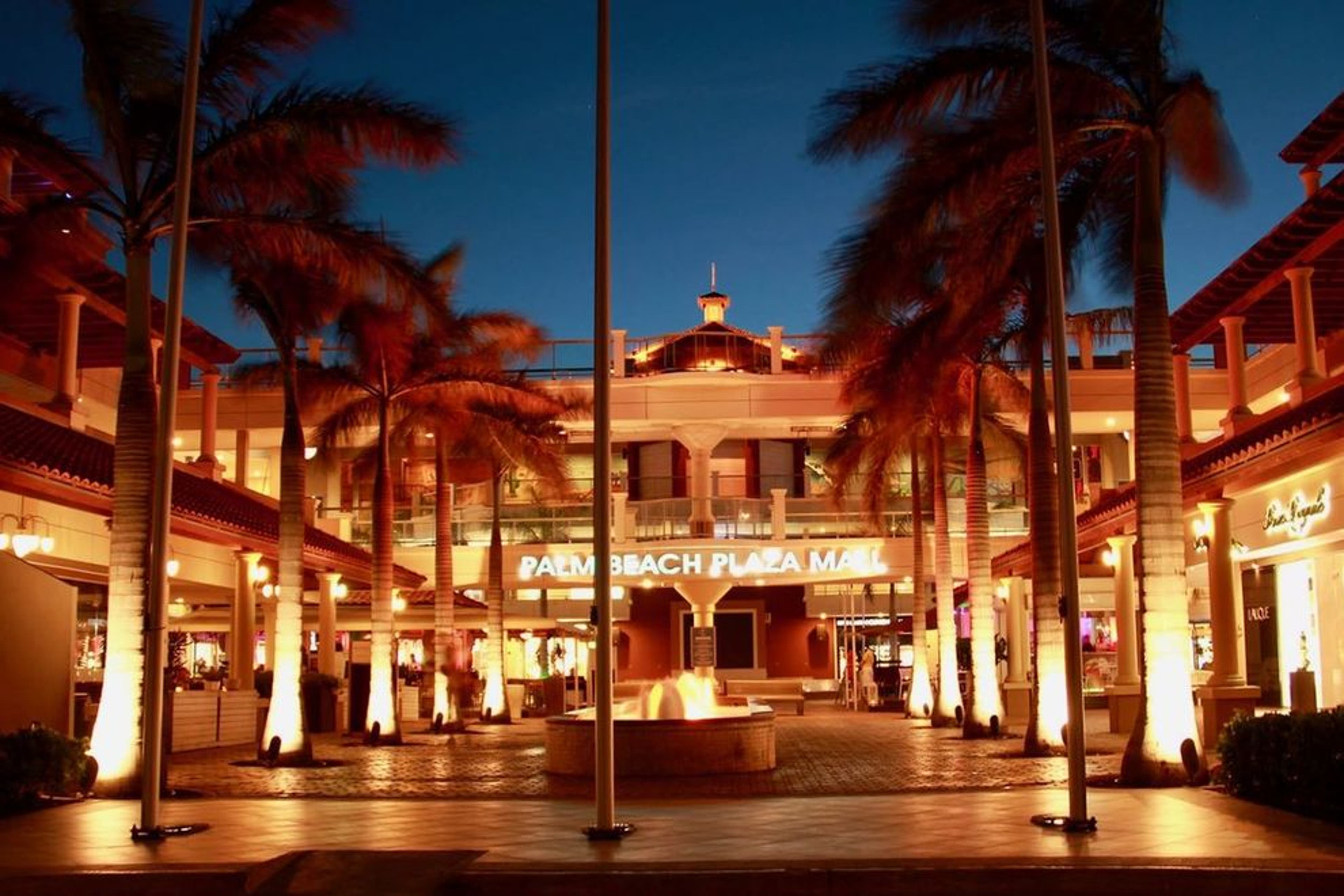 Alhambra Shopping Center cover photo