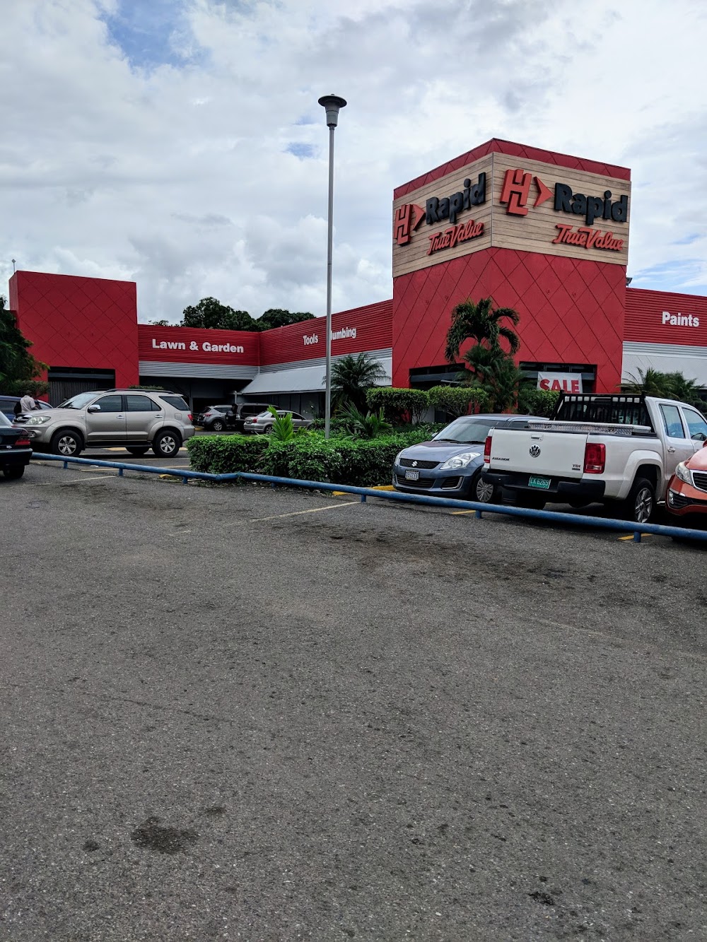 Red Hills Plaza cover photo