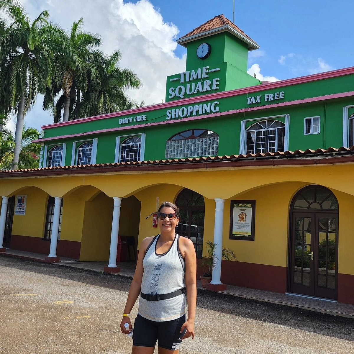 Negril Plaza cover photo