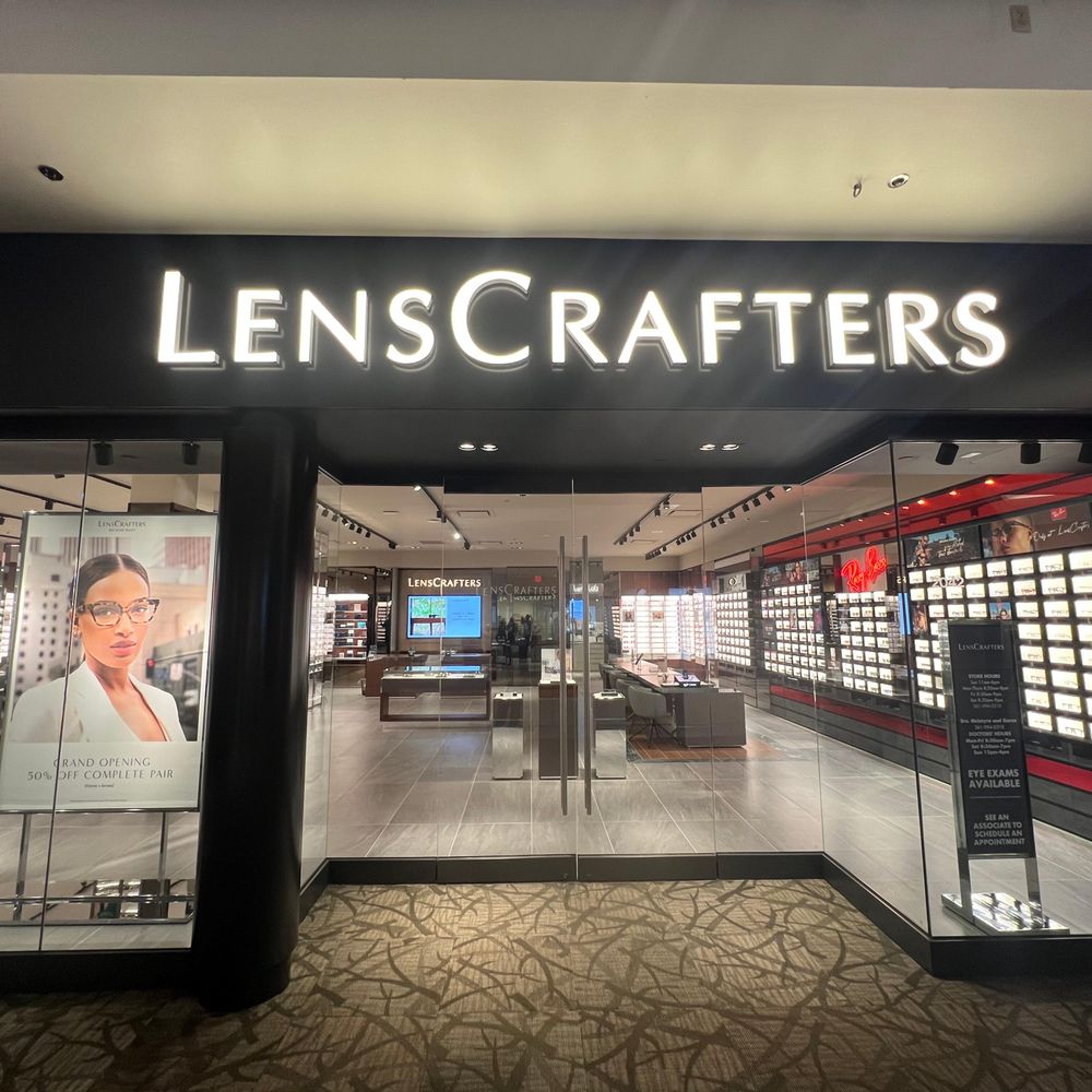SUNGLASS HUT