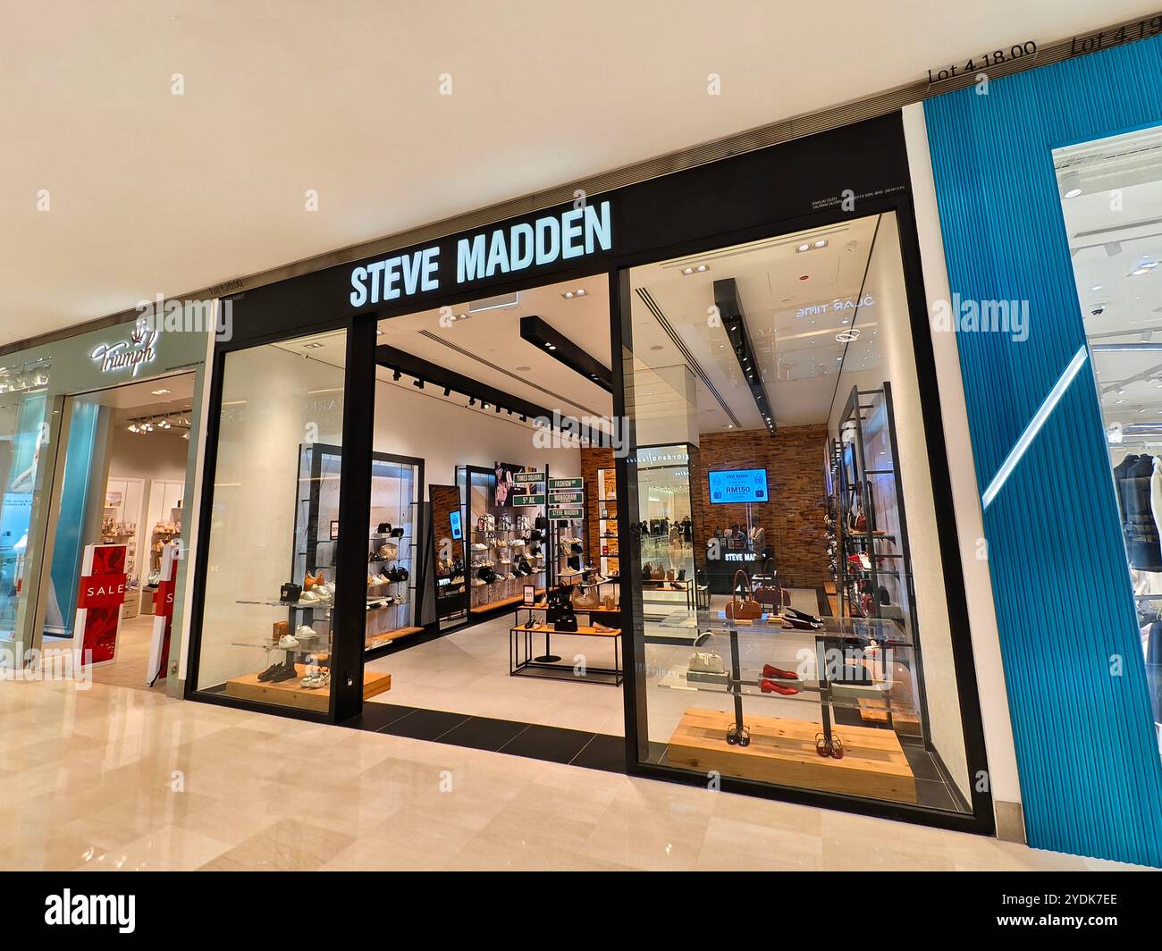 STEVE MADDEN